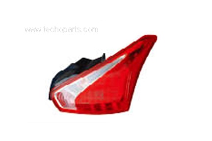 NISSAN TIIDA 2011 TAIL LAMP