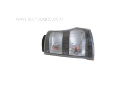 ISUZU 600P corner lamp (without black edge)